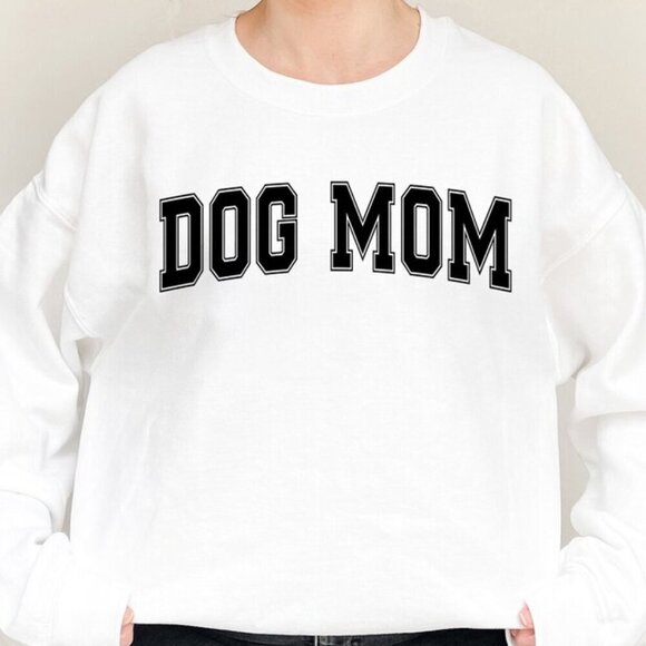 Dog Mom NEW white crewneck sweatshirt - Picture 1 of 1